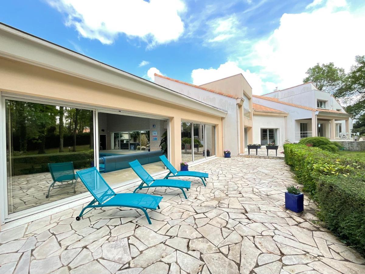 Les Jardins De La Muse, Piscine Couverte, Spa Et Fitness Basse-Goulaine Exterior photo